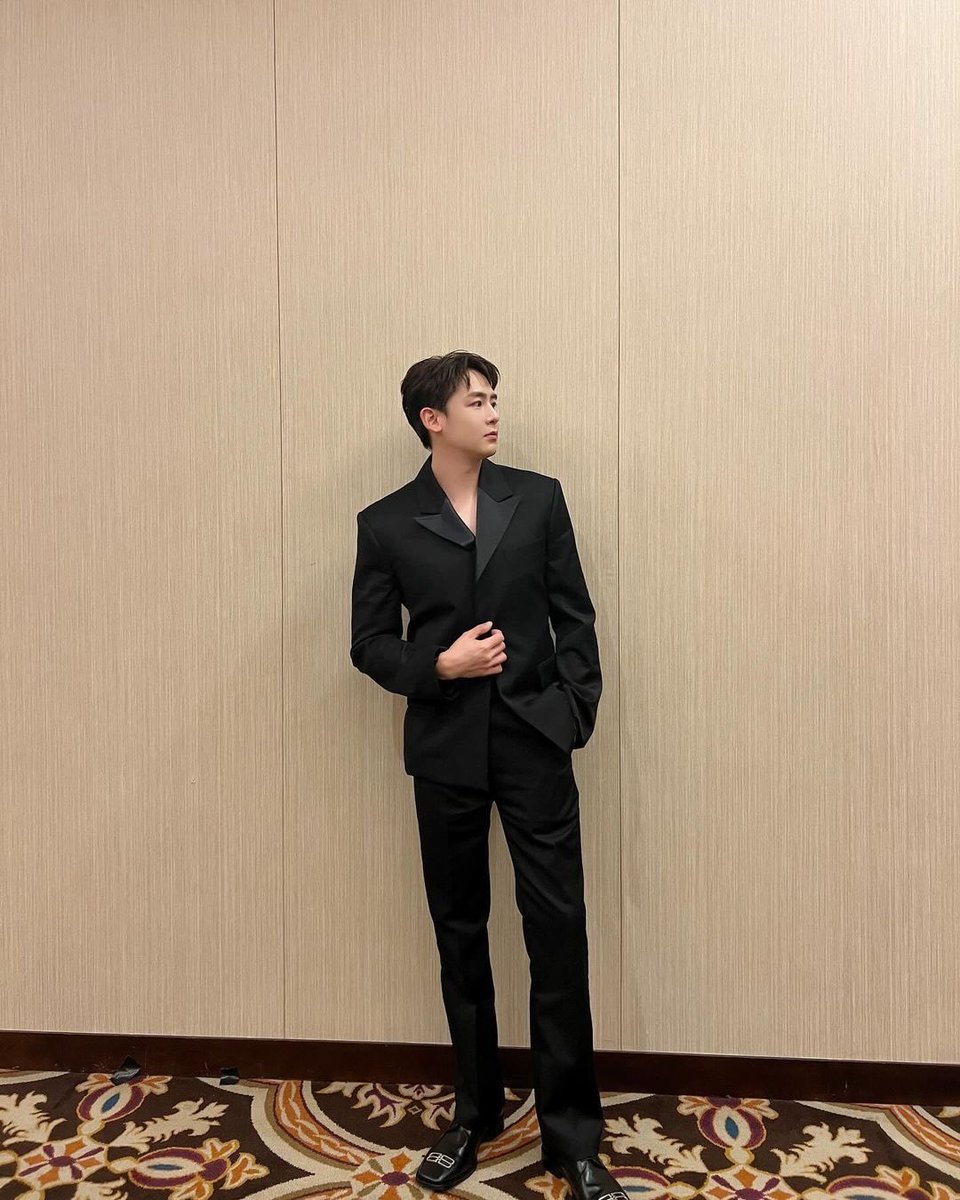 only_oktaec tweet picture