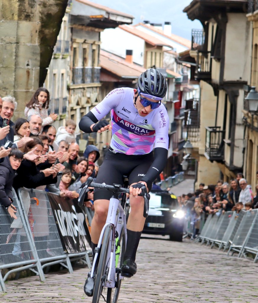 JeanPierre64700 (@hourdebaig18857) on Twitter photo Belle victoire de Aitor Agirre à Fontarrabie ! Bonita victoria de Aitor Agirre en Hondarribia <a href="/LABORALkTeam/">LABORALKutxaTeam</a> <a href="/BidasoaItzulia/">Bidasoa Itzulia</a> #Bidasoaitzulia Belle victoire de Aitor Agirre à Fontarrabie ! Bonita victoria de Aitor Agirre en Hondarribia <a href="/LABORALkTeam/">LABORALKutxaTeam</a> <a href="/BidasoaItzulia/">Bidasoa Itzulia</a> #Bidasoaitzulia