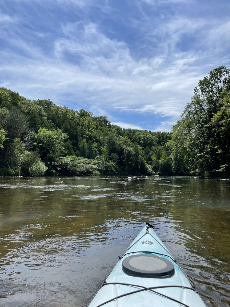 First Riveredge paddle of the year on May 5th at 8am! We’ll be putting in at Newburg–so here’s your chance to see Riveredge from the river itself. We'll bring the boats and PFDs, you bring you!

Register here: riveredgenaturecenter.org/event/kayaking…