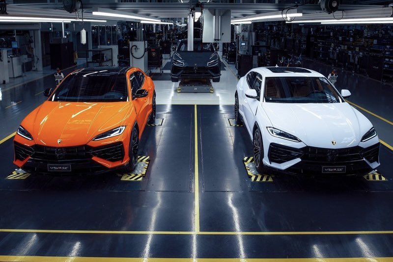 newotomobil's tweet photo. New Lamborghini Urus SE...
#lamborghini #urusse
#lamborghiniurusse
#lamborghiniurus2024
#urus2024 #newurus
#newlamborghiniurus https://t.co/UVV4INzUDm