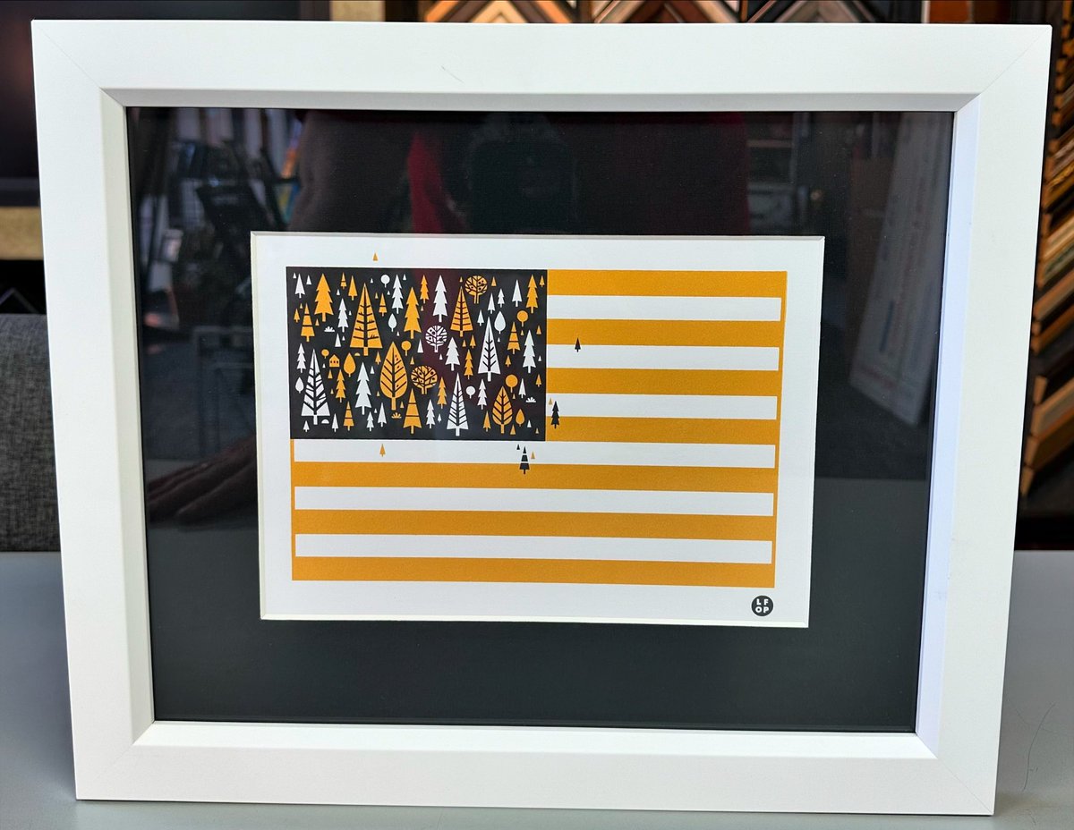 🌲Custom framed print by @littlefriendsof using acid-free matting, UV glass and frame by AMPF Moulding! #art #denver #colorado #pictureframing #customframing #5280customframing #littlefriendsofprintmaking @truvueglazing @Crescent_CP