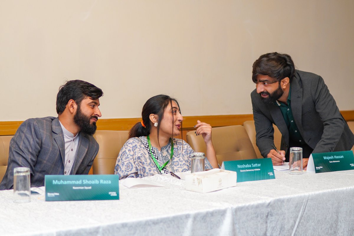 KhosoSaifullah's tweet photo. Facilitated policy dialogue engaging relevant #GovernmentDepartments, #policymakers, and #youth from #Punjab for @Strong_Cities.
The learnings for me:
1- #Bureaucrats/#implementers need to move away from the thinking "this is not our job."
2- We #citizens need to hold https://t.co/vIKY1ElWdc