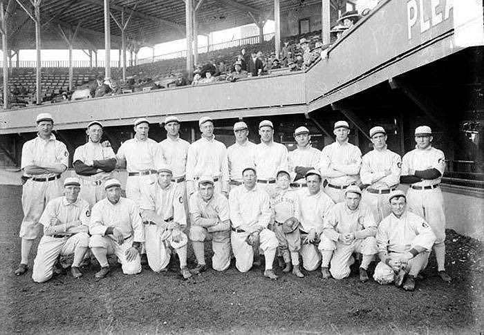 April 27, 1909 - The Chicago White Sox win their third straight 1 – 0 game over the St. Louis Browns in three days.

#baseball #mlb #whitesox #baseballhistory