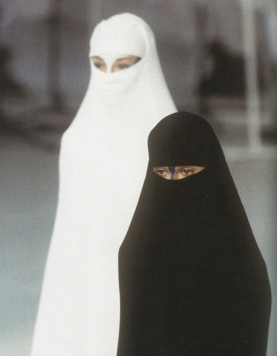 iso_inn's tweet photo. Hussein Chalayan, 1998 https://t.co/rvSKVgVzTS