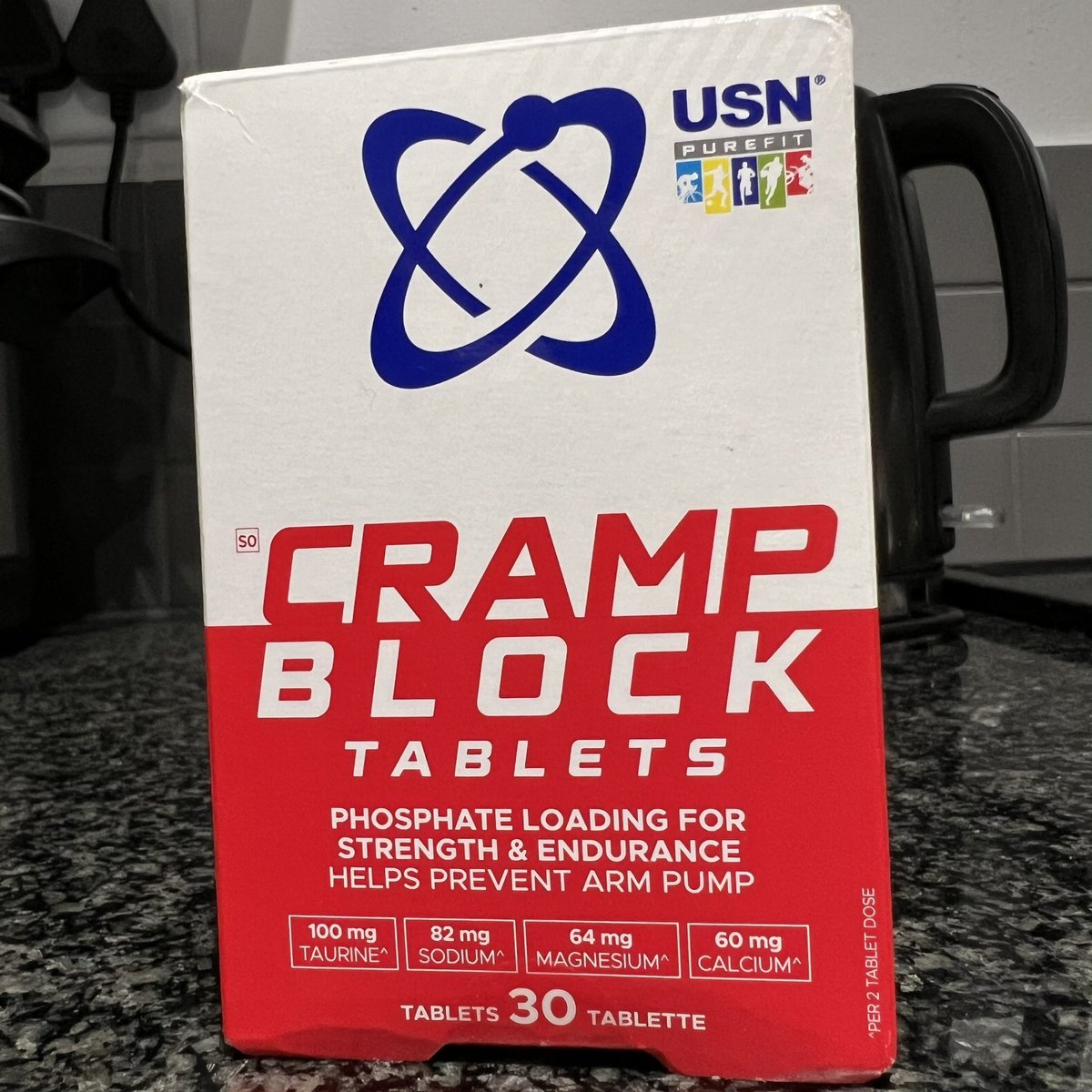 SKNgobese's tweet photo. I added long fasts into my weight-loss, not just daily 16 hour fasts only.
Currently going for 72 hour fast.
I’m over 56 hours into it, & feel good as I’m take electrolyte tablets.
Tested myself at 48 hour mark, and I’m in #ketosis.🥳
#GoalToLose90kg
#Carnivore
#ObeseToBeast https://t.co/yj3pVdbNL4