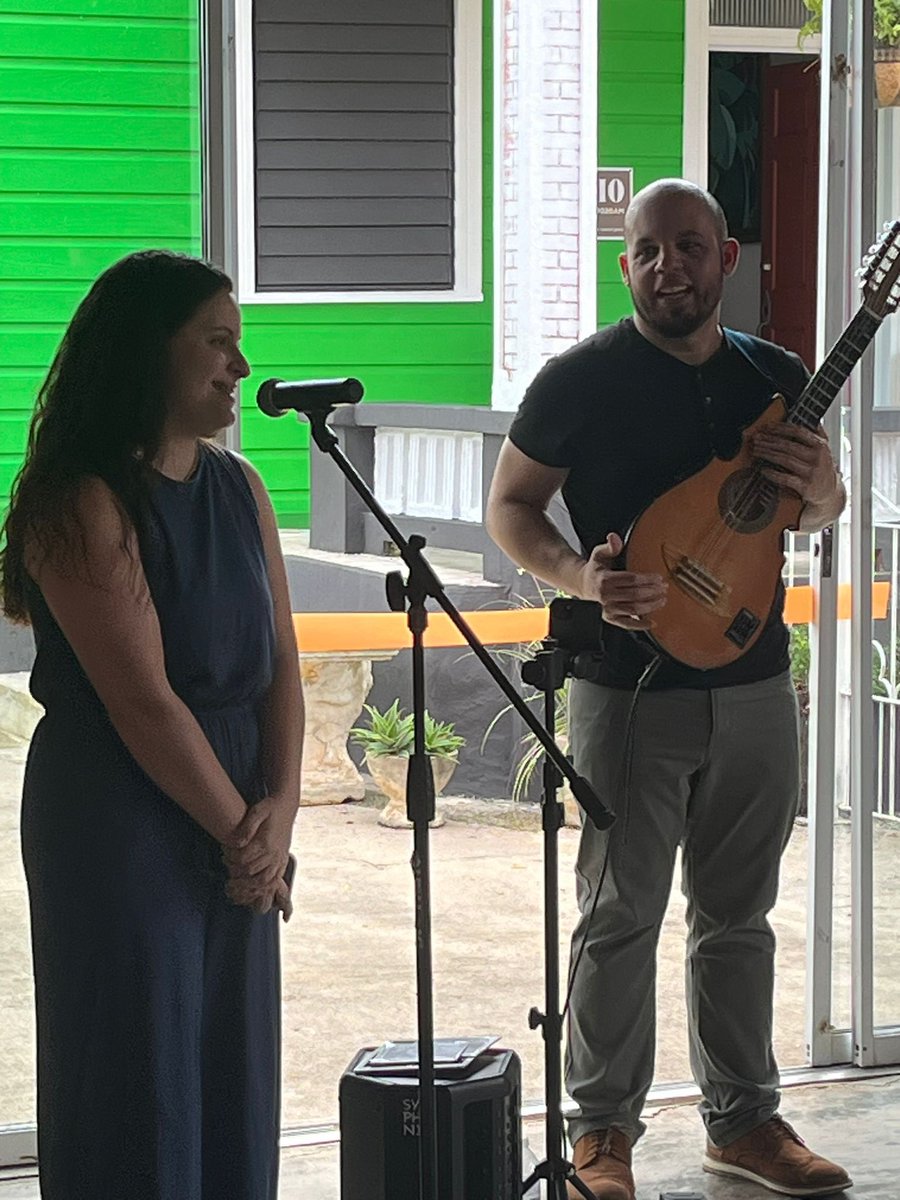 Gracias a @ProArteMusical por apoyar la transformación de nuestra sala en un espacio para la música nuestra con el cuatrista puertorriqueño José Eduardo Santana. A nuestros técnicos de Radio Casa Pueblo y personal de apoyo igual de agradecidos.