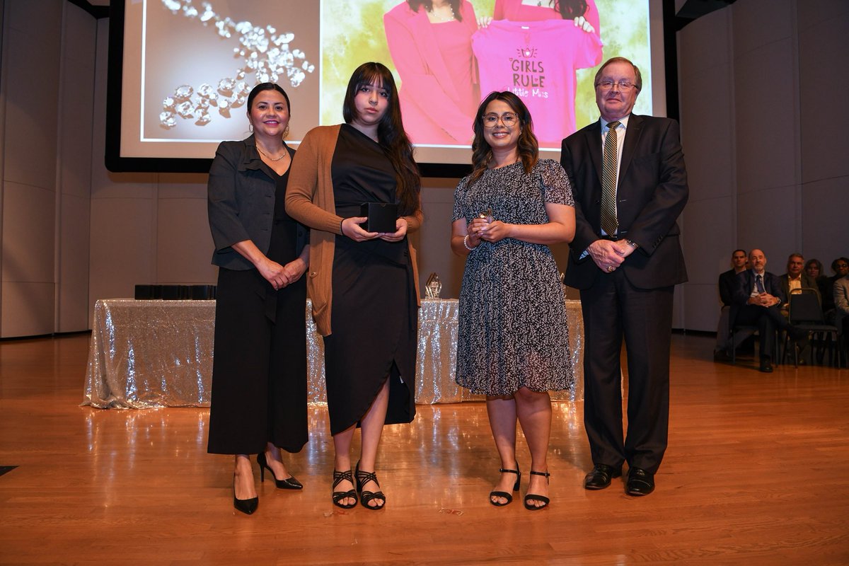 Sam Houston Elem. tweet media