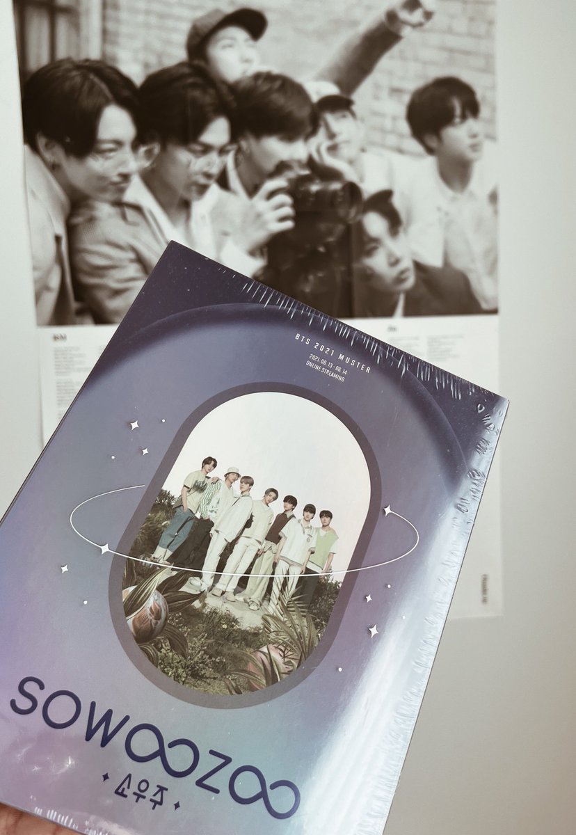 ⭑ Sowoozoo DVD Giveaway ⭑

⋆ 1 winner ♡
⋆ retweet to enter
⋆ followers only  

— worldwide | ends May 12
