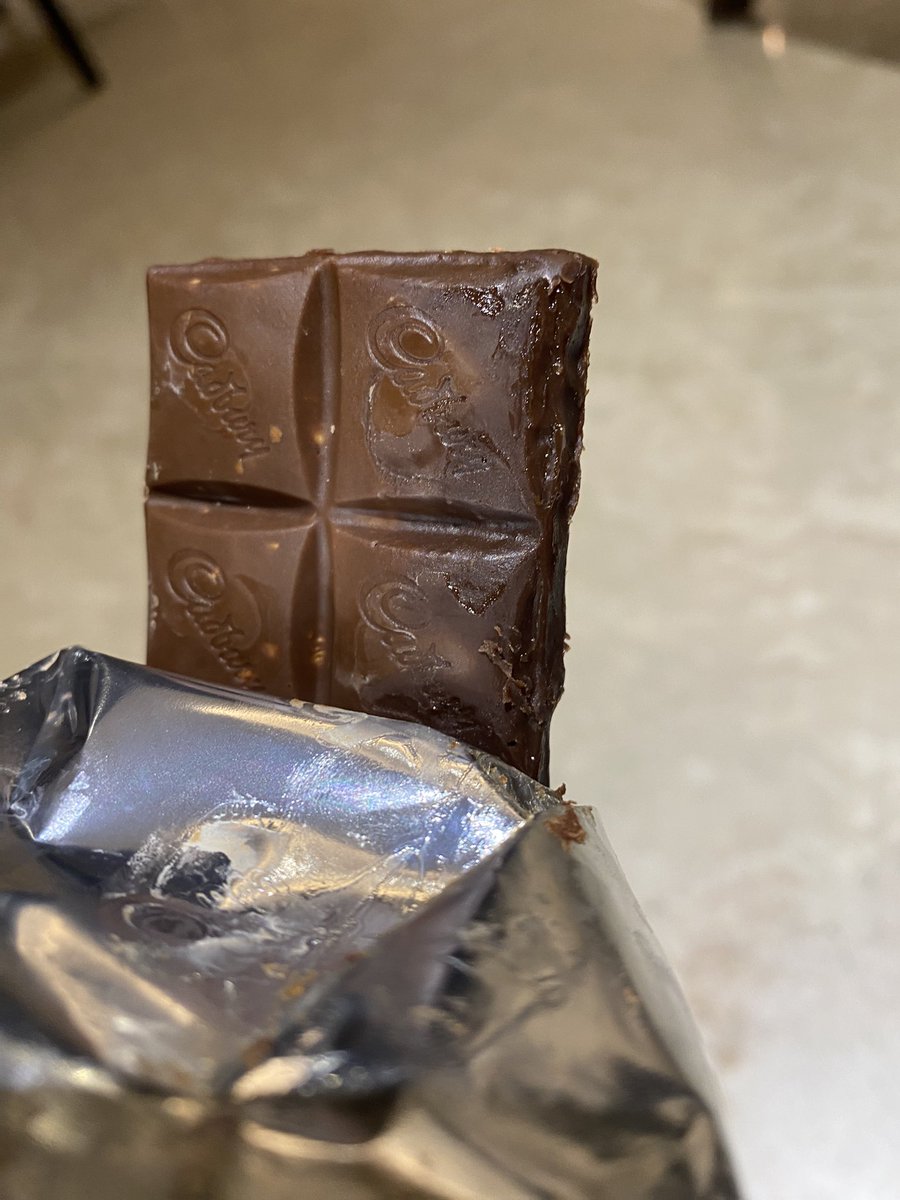 goooofboll's tweet photo. The manufacturing of these dairy milk is January 2024, expiry is best before 12 months from manufacture.

Found them like this when I opened it. Look into this @DairyMilkIn https://t.co/ZcAXF2Db6x