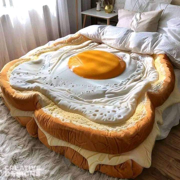 When they speak about breakfast in bed, this is what I expected 🔥🔥🔥