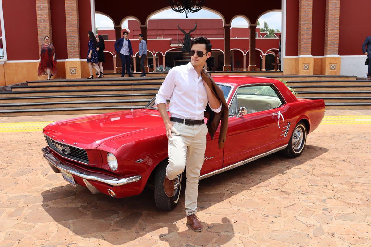 David1Soria's tweet photo. @GdlPrueba @MAXIMA1067FM @FordMX Participo para #fordmustang  @GdlPrueba  @GdlPrueba  Saludos Raúl ! https://t.co/A5eSwyKJX2