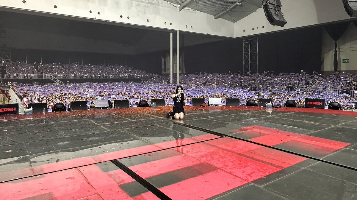아이유(IU) tweet media