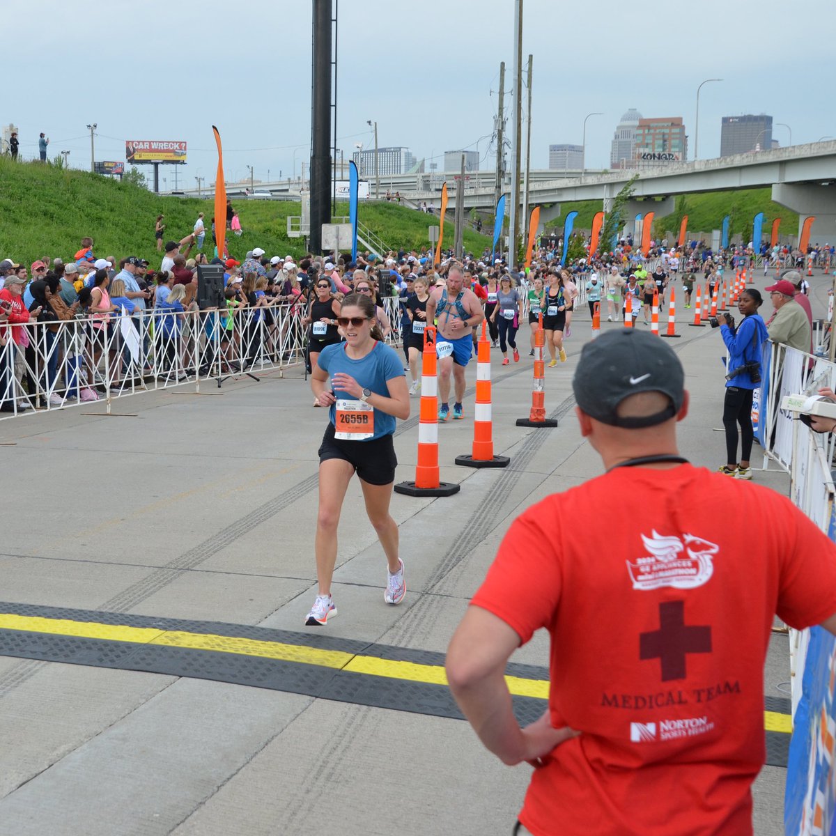 2nd Place @GEAppliancesCo #DerbyFestivalMarathon (Female) 
Anna Wells
2:57:44