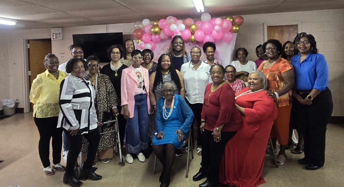 The ladies of our Church…. Let me take a pic with them! Lol! Phenomenal job! Great event! Women’s Tea/Mother’s Day Brunch