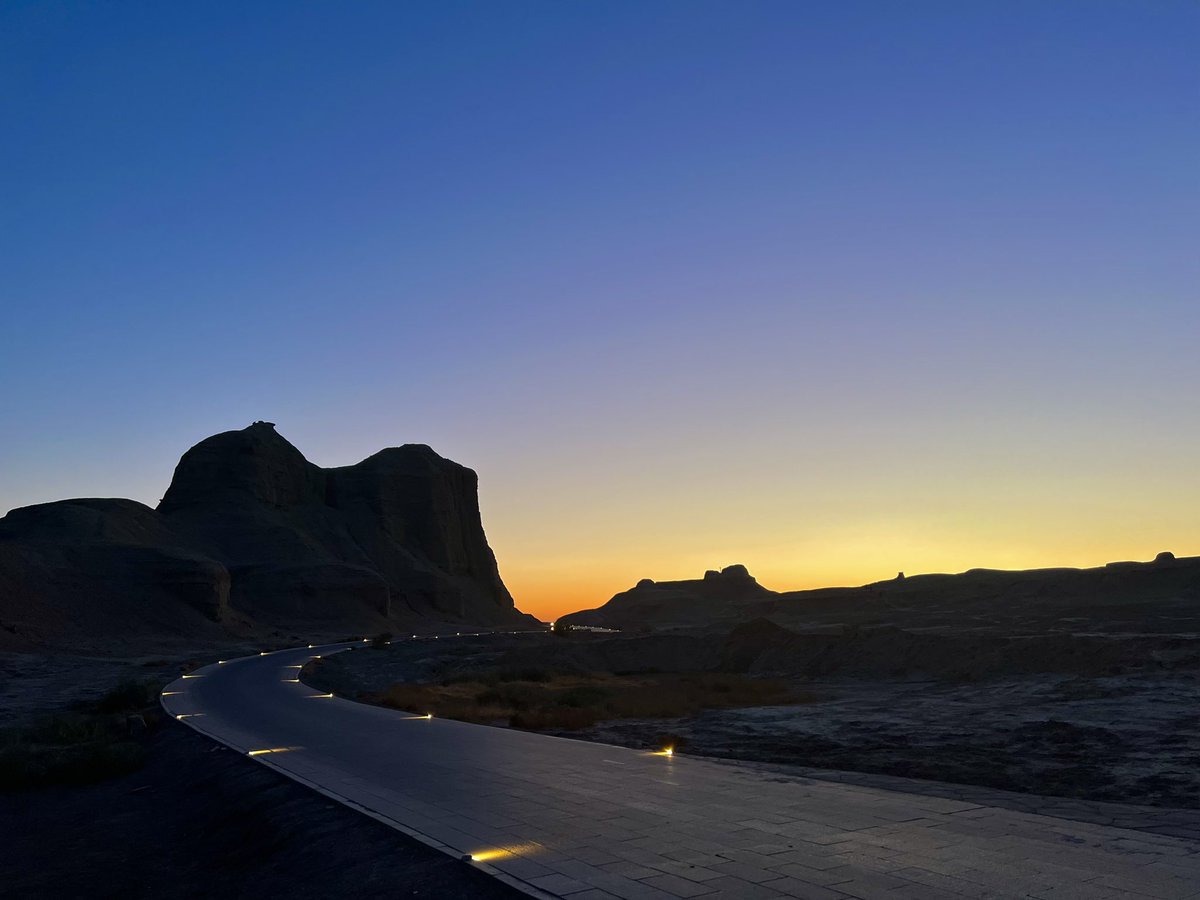 Maverick tweet media