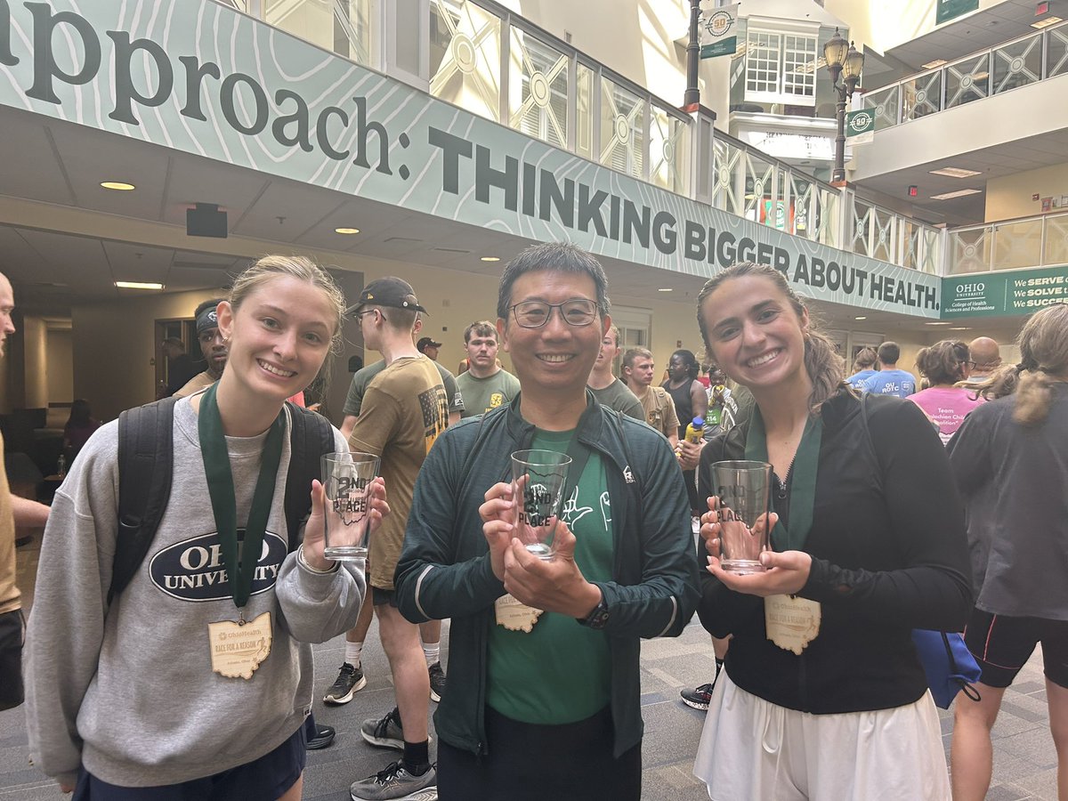 Team CSDeep Learning won 2nd place in team triathlon at 2024 Race for a Reason. What a pleasure to collaborate with my students. Thank you for being fantastic teammates! Many thanks to @CHSPOhio for sponsoring the team @OHIO_HSLS