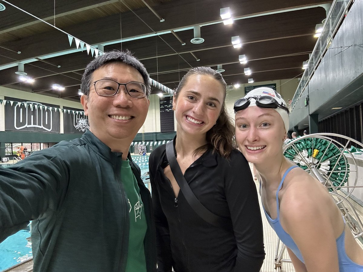 chaoyanglee's tweet photo. Team CSDeep Learning won 2nd place in team triathlon at 2024 Race for a Reason. What a pleasure to collaborate with my students. Thank you for being fantastic teammates! Many thanks to @CHSPOhio for sponsoring the team @OHIO_HSLS https://t.co/sOfSBkZF5c