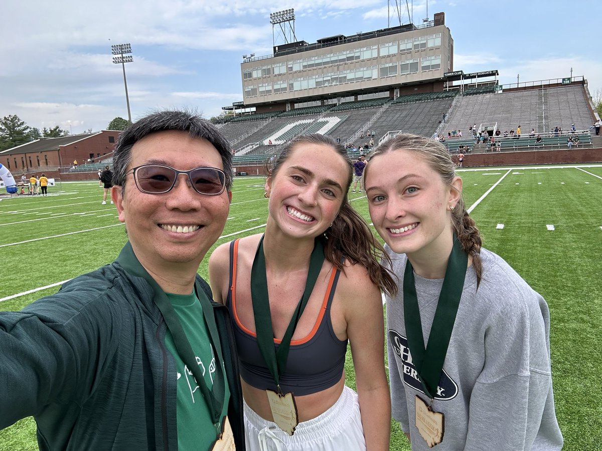 chaoyanglee's tweet photo. Team CSDeep Learning won 2nd place in team triathlon at 2024 Race for a Reason. What a pleasure to collaborate with my students. Thank you for being fantastic teammates! Many thanks to @CHSPOhio for sponsoring the team @OHIO_HSLS https://t.co/sOfSBkZF5c
