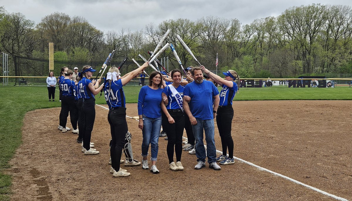 🔵Senior day for our Spartan Softball team. ⚪️
Congratulations on everything you have achieved.
🥎 N. Doyle 
🥎 L. Grivetti
🥎 M. Suess