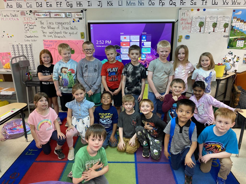 usd331kems's tweet photo. Mrs. Wooten wants to recognize her 1st grade class for walking at a level '0" in the hallway.  GREAT JOB! https://t.co/EVsT7jW8aW
