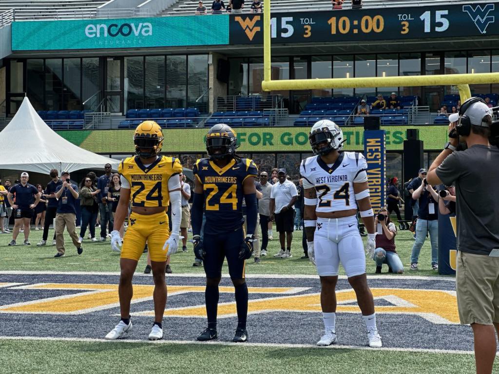 A better look at the new #WVU uniforms.