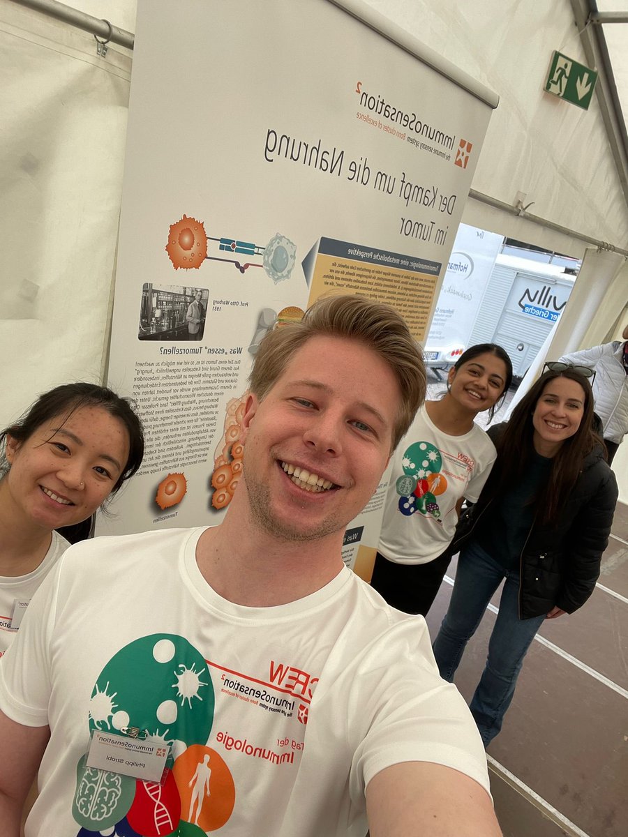 surace_laura's tweet image. Bravi!!! @susanna_s_ng @Dhruvishahh @martina_meschis PhilippStrobl 👏🏻 
Our team talked about metabolism, tumor immunology and diet with the big public in Bonn city center at #dayofimmunology organized by @ImmunoSens 🧑‍🔬 👩🏻‍🔬 
#scicomm