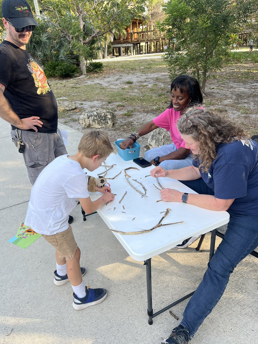 Outdoor learning at Nature Play Fest in Robinson Preserve NEST. Building forts, guiding remote operating vehicle underwater, observing tortoise, stick letters, searching for birds, mud painting, flower flags, #TBIC sign ups. #suncoastremakedays @ManateeGov @ThePattersonFdn