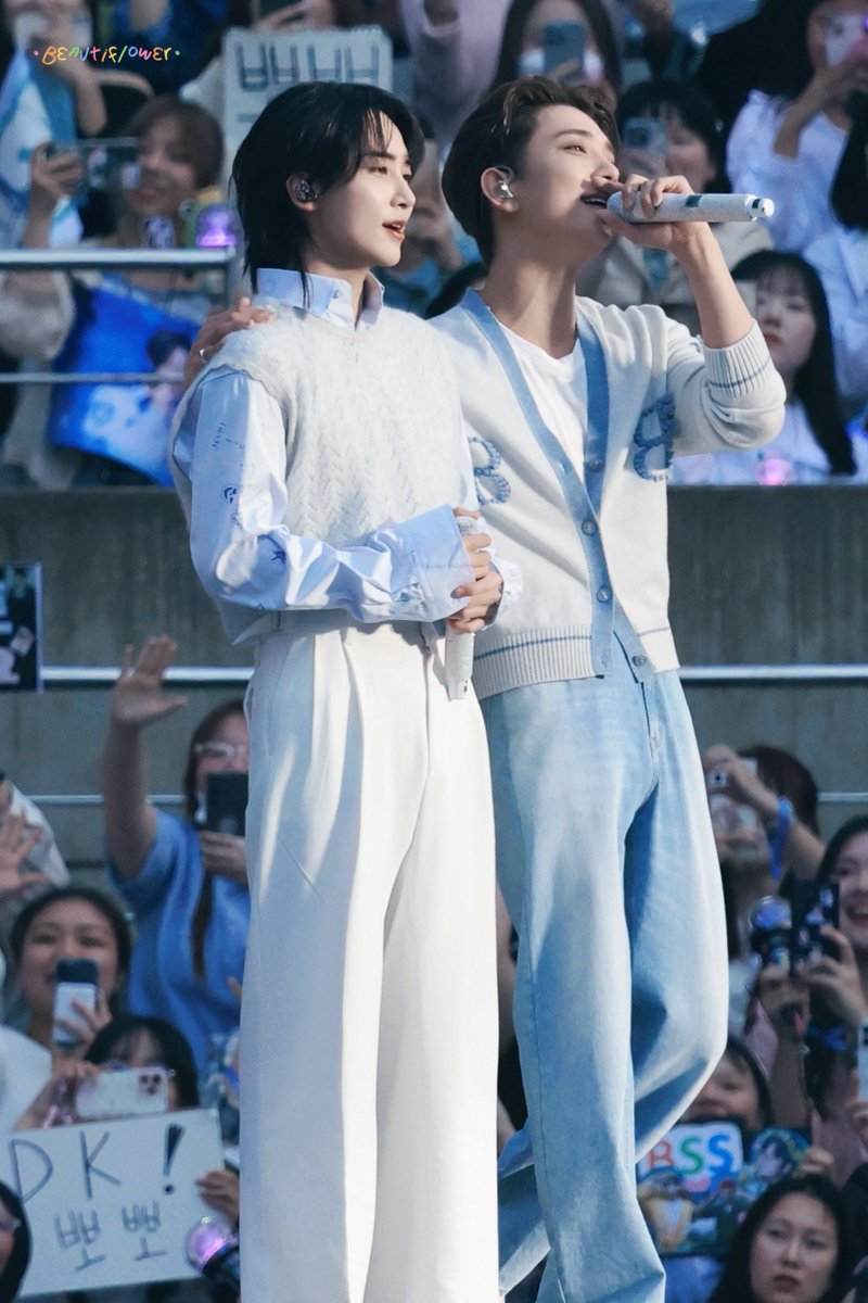 Beautiflower_95's tweet photo. 240427｜FOLLOW AGAIN Seoul🧑🏻‍❤️‍💋‍🧑🏻

#SEVENTEENinSEOUL 
#JOSHUA #조슈아 #ジョシュア
#JEONGHAN #정한 #ジョンハン
#SEVENTEEN https://t.co/C9BbjK49LG