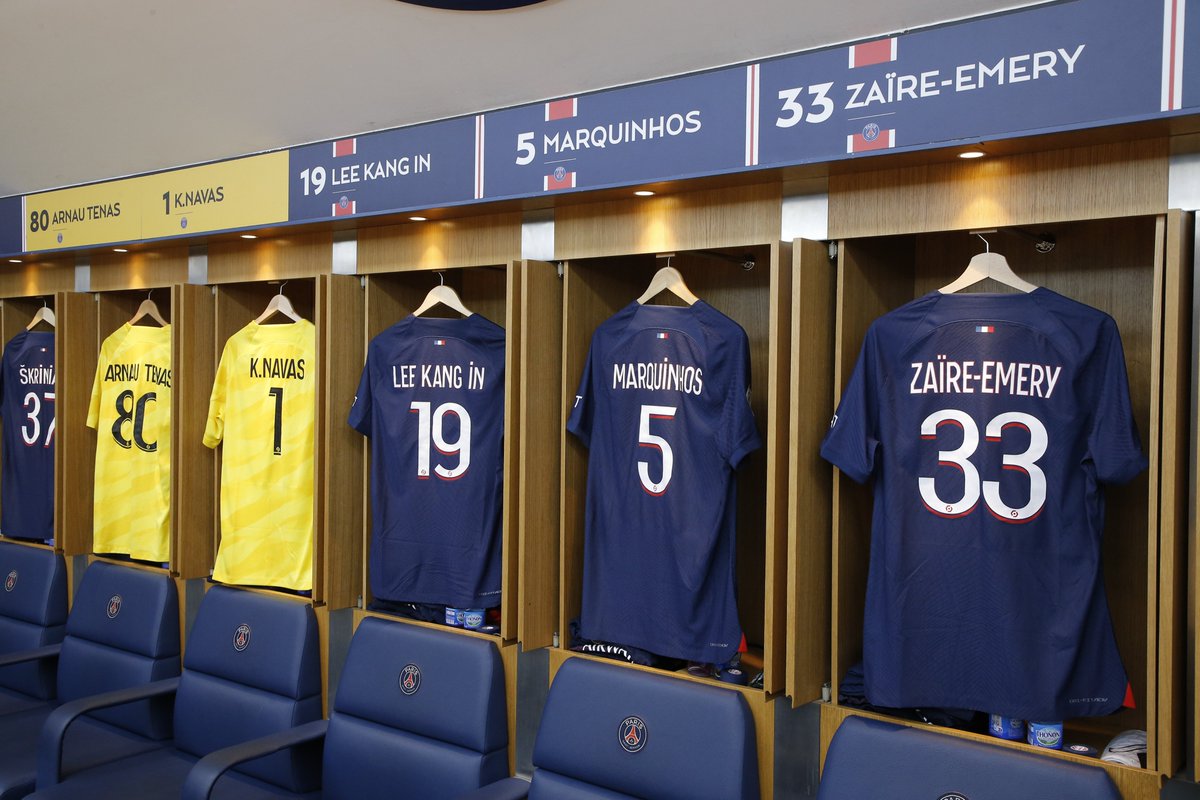 PSG_inside tweet picture