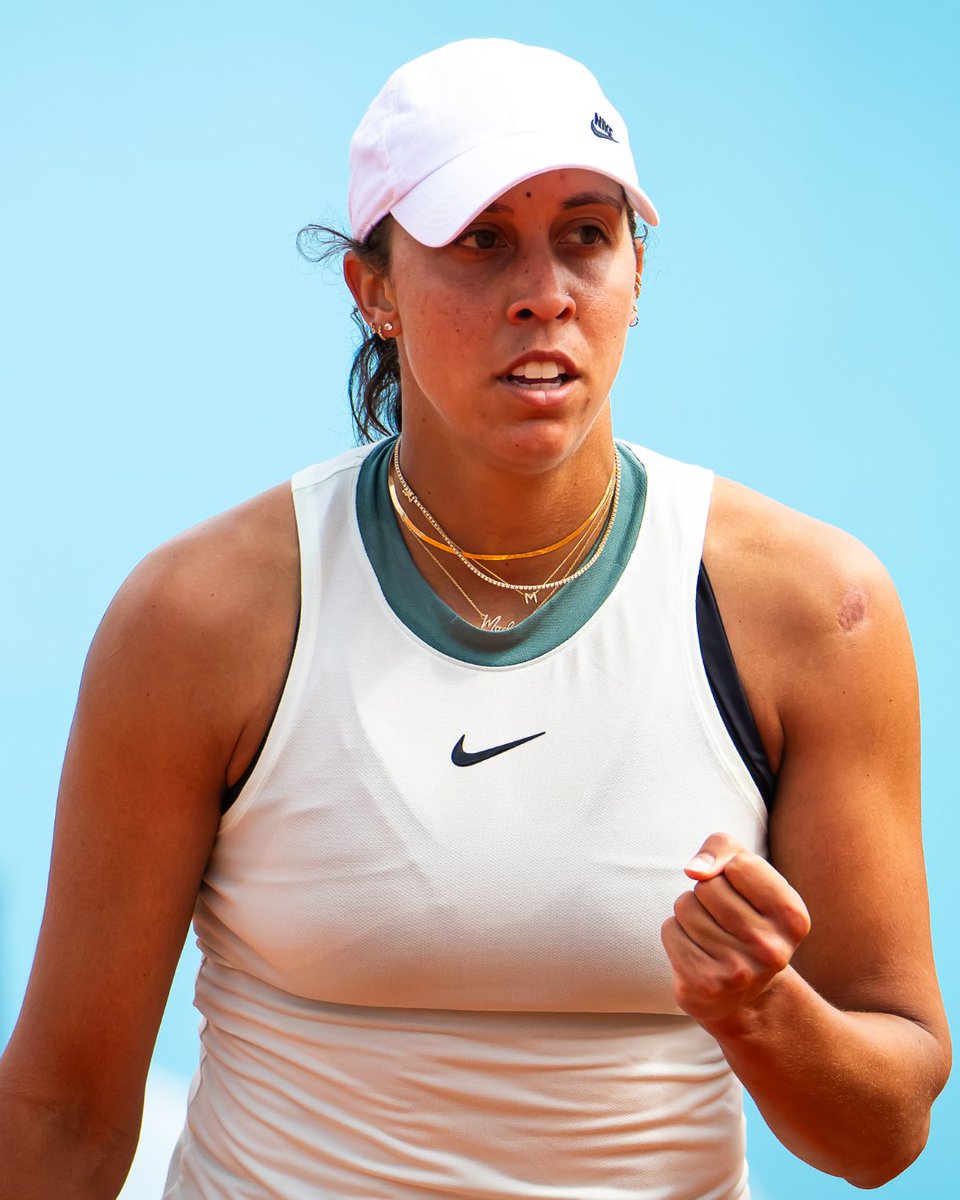 Woman on a mission 🚀 @Madison_Keys hits 28 winners to defeat Samsonova 6-2, 6-3 and advance to the fourth round in Madrid for the second time. #MMOPEN