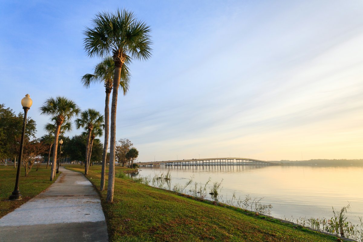 Greetings from the riverfront in Palatka! ☀️ In June 1979, after eight years of operation, the District laid the foundation for its permanent headquarters in Palatka, Florida. #DistrictHistory #Weekend