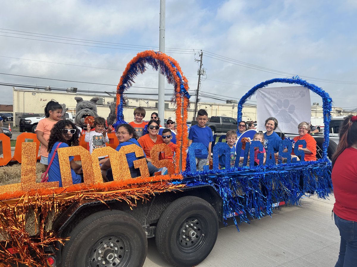 Camilla Whitlock tweet media