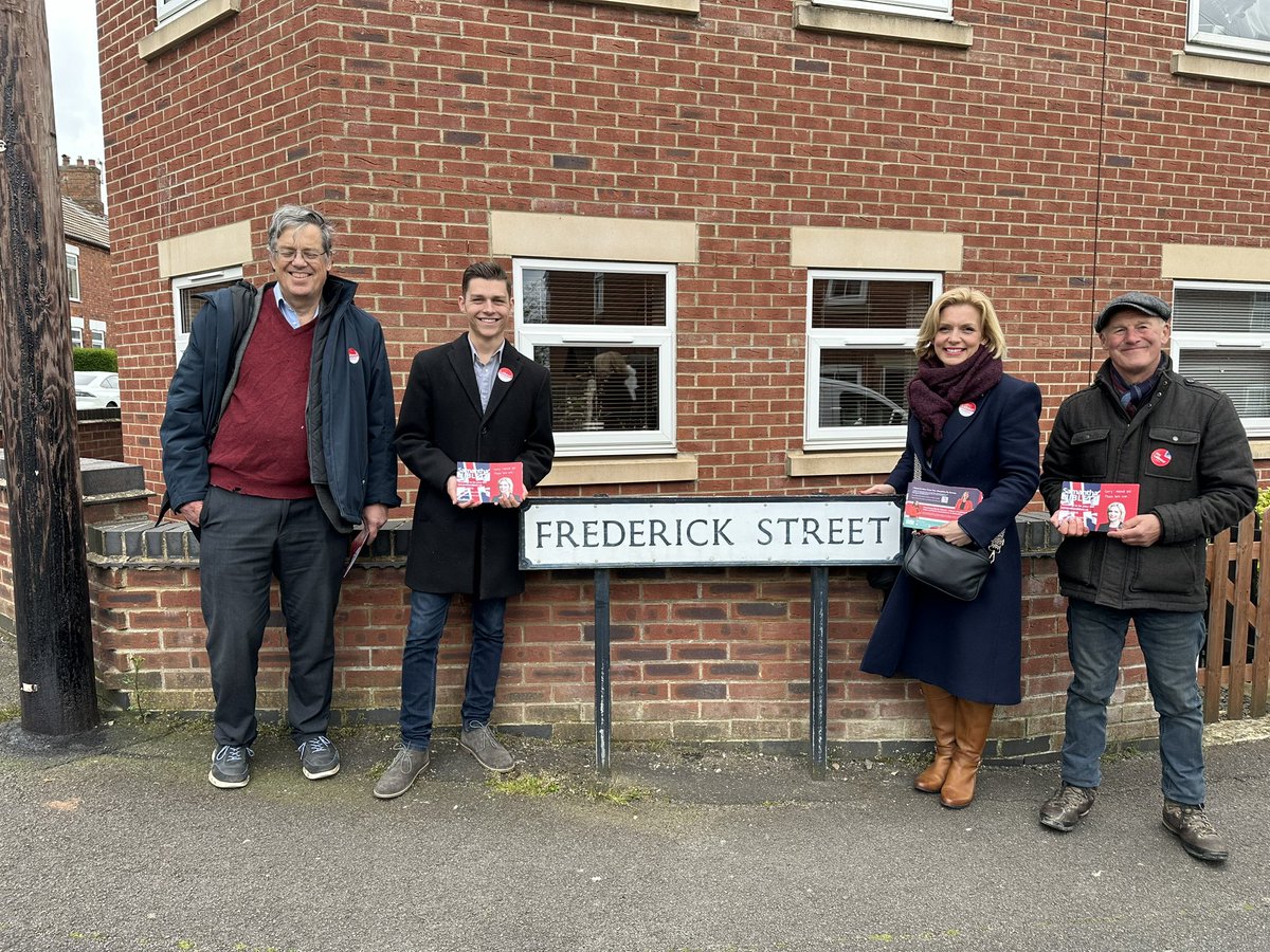 A morning on the doors in #Woodville that blew my mind with the number of people who said, “I know you! You’re Samantha. I see you everywhere!” One chap (a non-Labour voter as he told me) stopped his car to wish me the best of luck! 🌹❤️ I aim to earn then keep people’s trust!