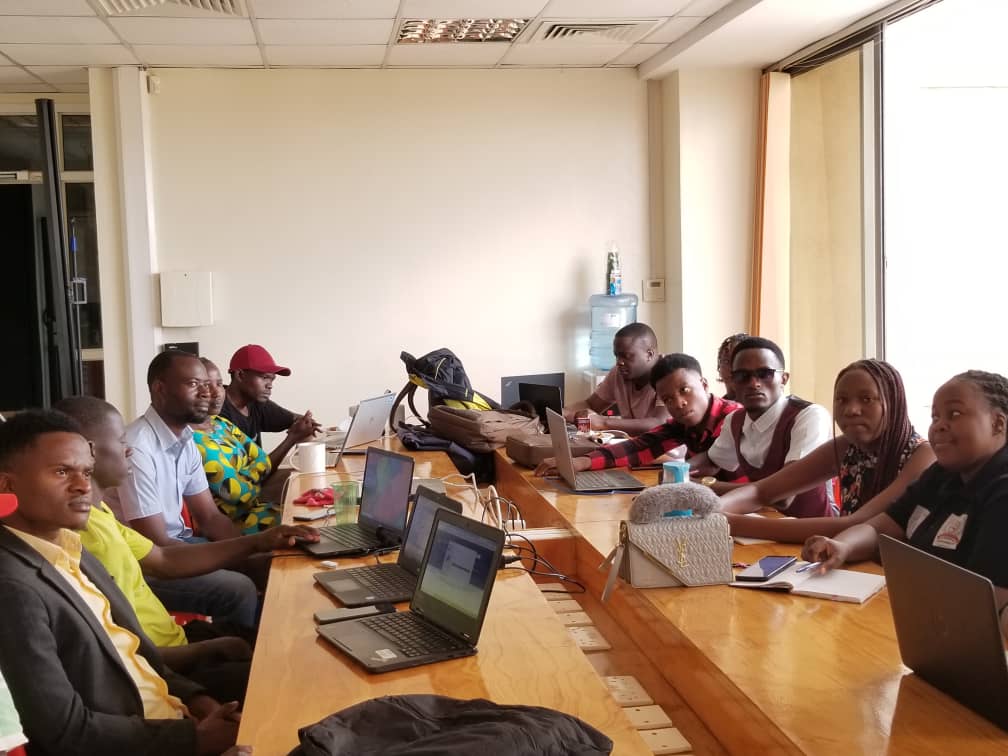 CraneCloud_io's tweet photo. 💡 Hackathon Update💡@CraneCloud_io had a successful platform #demo and the teams have been formed and are in full swing of collaboration and brainstorming. @ATCommunityKla

Stay tuned for the incredible solutions that emerge!

#AgriTechHackaton #ATDevUg #CloudTech https://t.co/UXSNIxBnSm