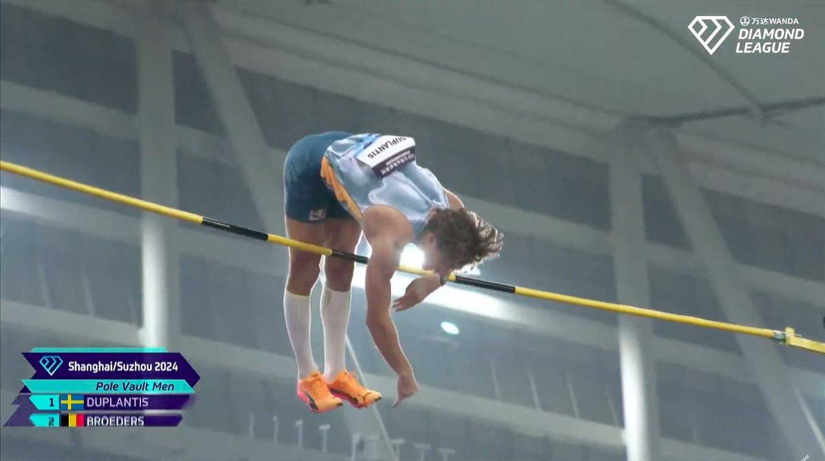 MR.CARTER 🌚 tweet media