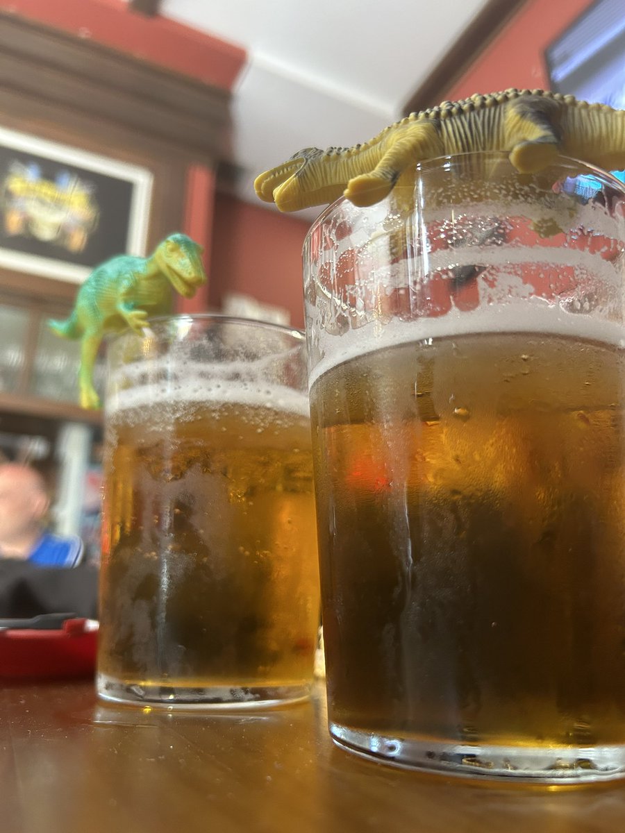 hock1996's tweet photo. Beer-osaurio #Jerez2024 https://t.co/Gy1CWPQ7YY