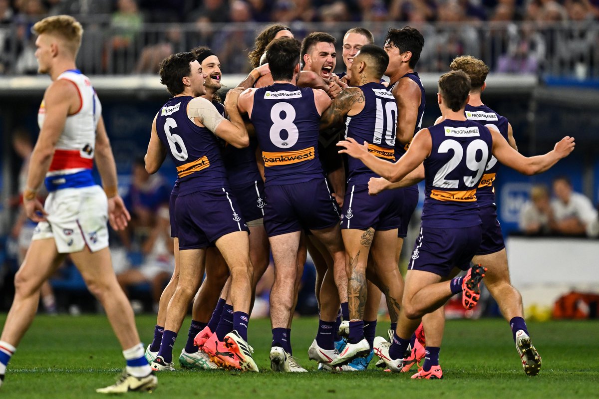 Fremantle Dockers tweet media