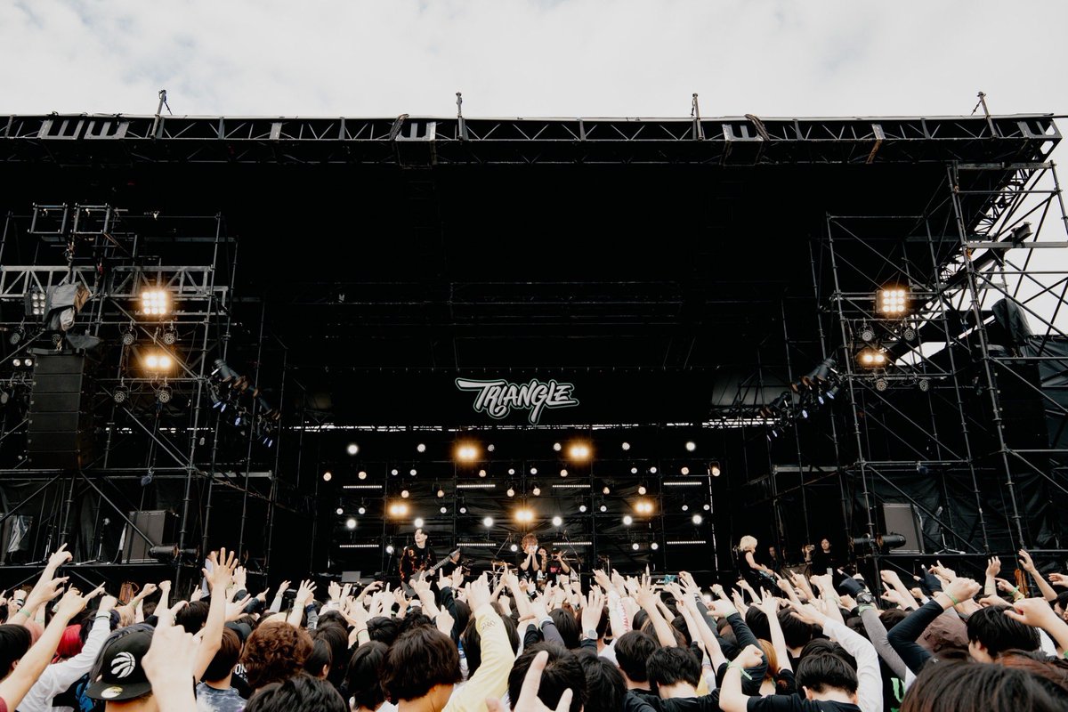 2024/04/27 TRIANGLE 2024 ただいま！！！ももち浜！！！ 初日一発目からお祭り騒ぎ。ありがとう🏖️ Photo by @kawado_photo