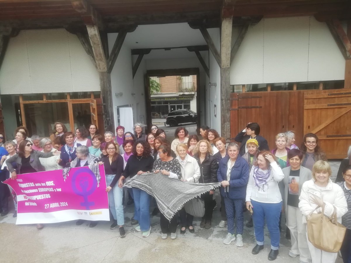 Gracias ponentes, asistentes y compañeras de la #PIGYa @Paqui_G_Adame Marta Iglesias @ClaraUrbanoM @DinaGarzon Ana Hernández @filorug @annarmpeters @esaura2 Marciano Sánchez @irezugasti Begoña San José @saradiaz57 @charomarcos @CrisColladoB @geambiente29 Mafalda Losada y más