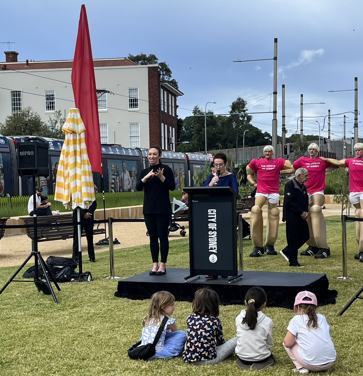 At the opening of #wimbopark in Surry Hills. 
Great crowd, great space, designed by #suebarnsley landscape architect for @cityofsydney.
Lord Mayor @CloverMoore doing the honours - Tram behind her just needs a stop here!
#publicsydney