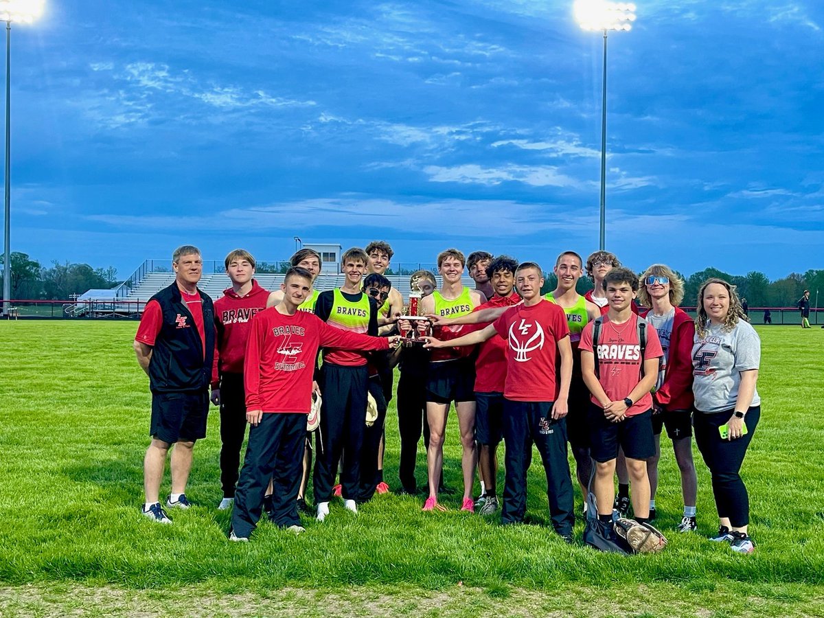 Boys with a 2nd place Logan Elm Invitational.
@LoganElmAD @LoganElmSports @LoganElmHS