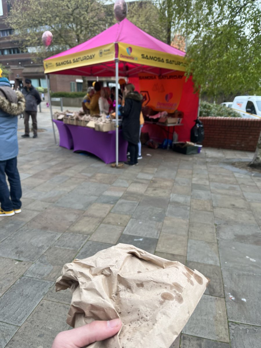 Had to make sure I got my matchday samosas😮‍💨.

All towards a fantastic charity, brilliant work @pedalsingh 🤩!