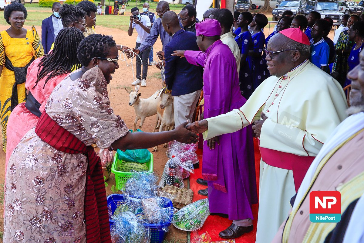 Religious leaders led by the Archbishop Emeritus of the Gulu Archdiocese have blessed Minister @LillianAber at her Thanksgiving ceremony in Kitgum.