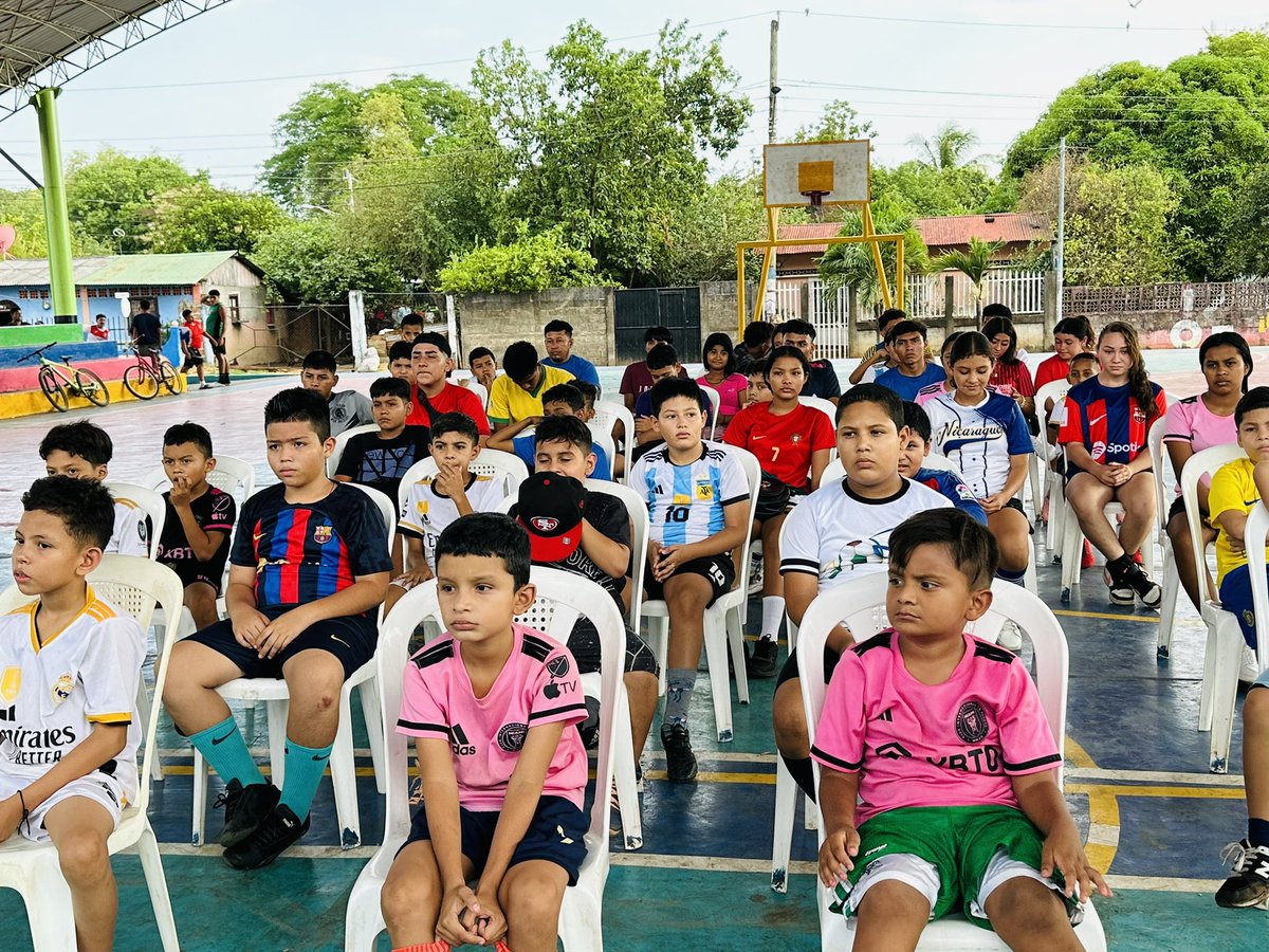 Encuentro Municipal de Jóvenes Deportistas en el Polideportivo Augusto C Sandino #Quezalguaque

#4519LaPatriaLaRevolucion
#LaPasionDeHacerDeporte