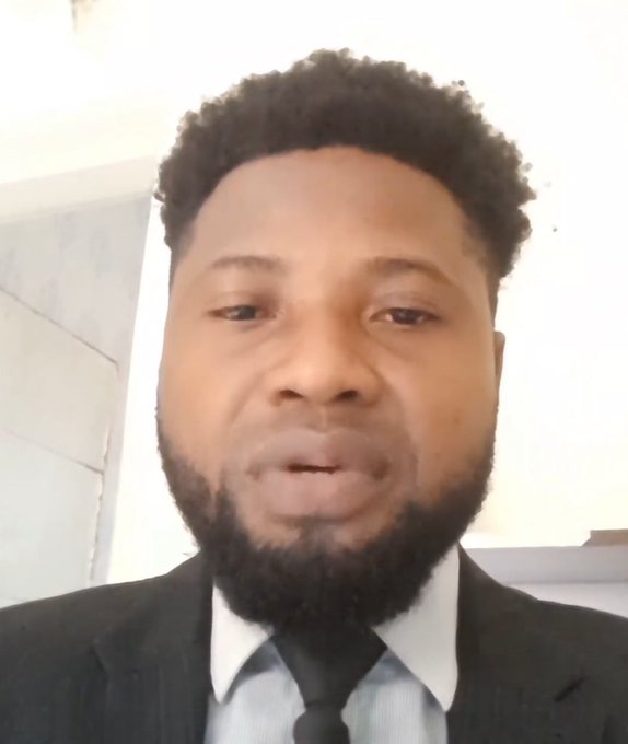 BREAKING:
Nigerian Pastor based in South Africa who predicted that the world will end on the 25th of April 2024, says God pardoned the world after he fasted for 21 days