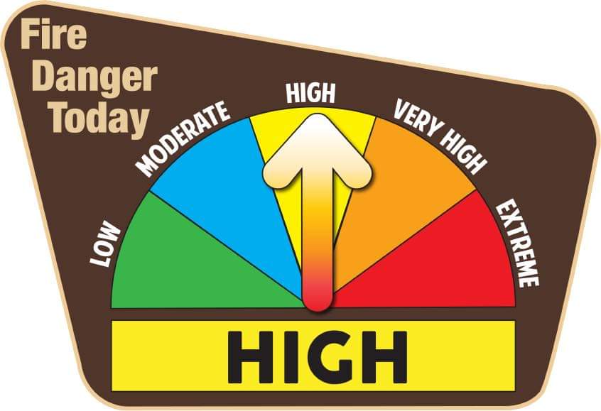 RockinghamAlert's tweet photo. NH *FIRE WEATHER DANGER* The predicted fire danger for Rockingham County is a Class 3 (HIGH), use caution with open burning, some communities have suspended permits for today - 4/27 #NHWX #NHFireDanger #NHForestry #NHReady #Rockingham https://t.co/NmQklfzVTX