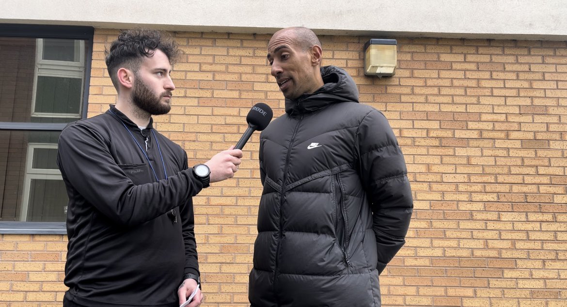 Massive thank you to @karlhenry08 for taking the time to do this interview after I refereed his team this morning⚽️.

Football can work in funny ways and you never know who you will bump into!

The interview will be posted tonight, keep your eyes peeled👀.

#Henry #Wolves #WWFC