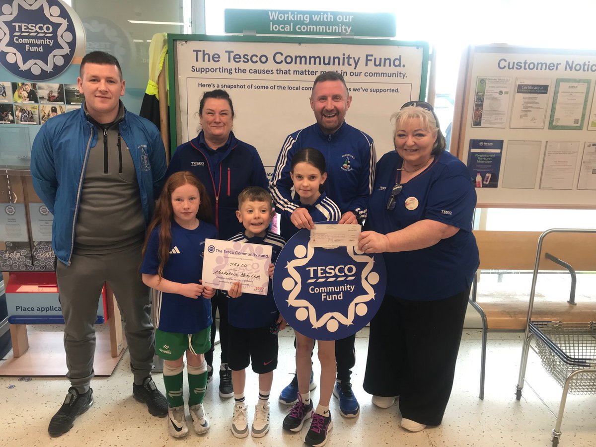 Thank you Samantha Andrews (junior boxers Heidi, Troy and Ava’s nanny) she arranged the Tesco Tokens in Stillorgan for the club 🥊💙💙 We collected a cheque worth over €700 for badly needed new equipment🥊💙🇮🇪 Forever grateful to the local support we receive 🥊💙🙏 #Community