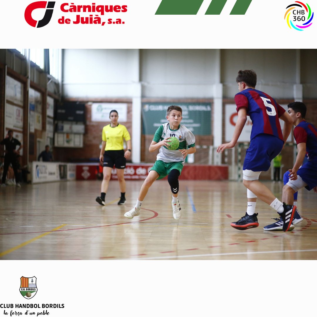 handbolbordils's tweet photo. L'Infantil no ha tingut opció en una partit contra el Barça A, perdent 20-42.
Demà lluitaran pel 3r lloc del #Top6Cat davant el Barça B a les 17:30.
Que no pari la festa! https://t.co/x6TuZ9vfmQ