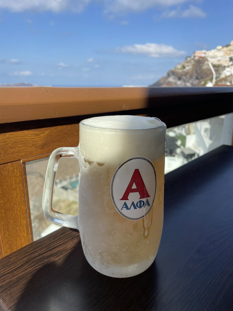 Pint off Alpha, Santorini